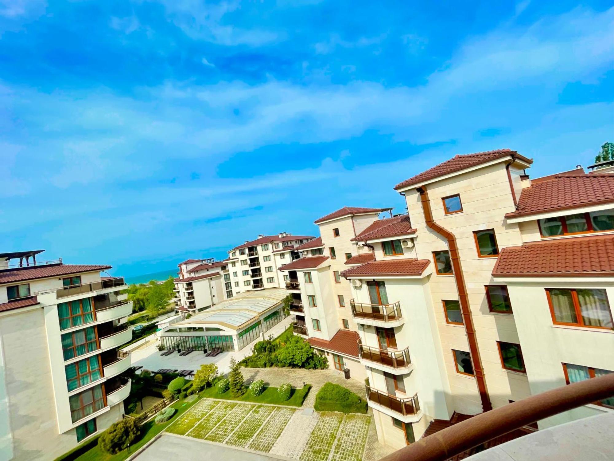 Long Sunny Holiday Shkorpilovtsi Exterior foto